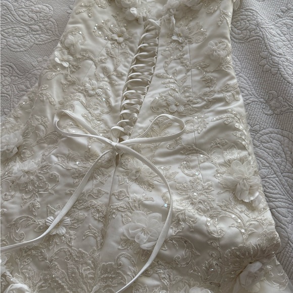 Maggie Sottero Vintage Haute Couture Wedding Dress - Picture 7 of 14